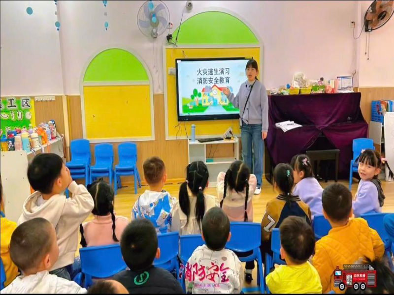 蘇仙區(qū)愛(ài)蓮湖畔幼兒園師生風(fēng)采