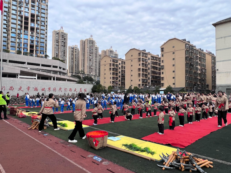 蘇仙區(qū)愛(ài)蓮湖畔幼兒園師生風(fēng)采